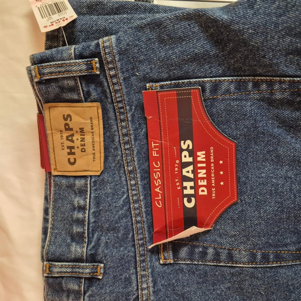 Chaps Denim Mens Classic Fit Blue Jeans 40x30 NWT Medium Wash 100% Cotton 9770SS - Picture 3 of 6